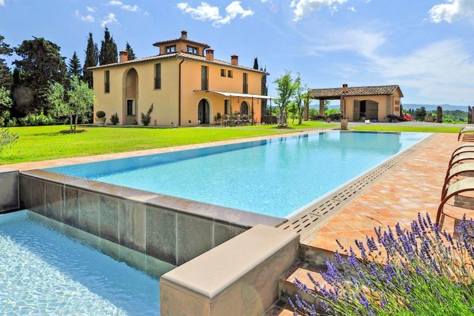 Villas in Tuscany