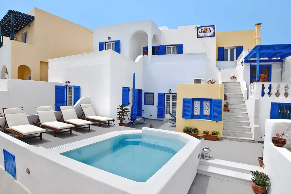 Hotel in Santorini