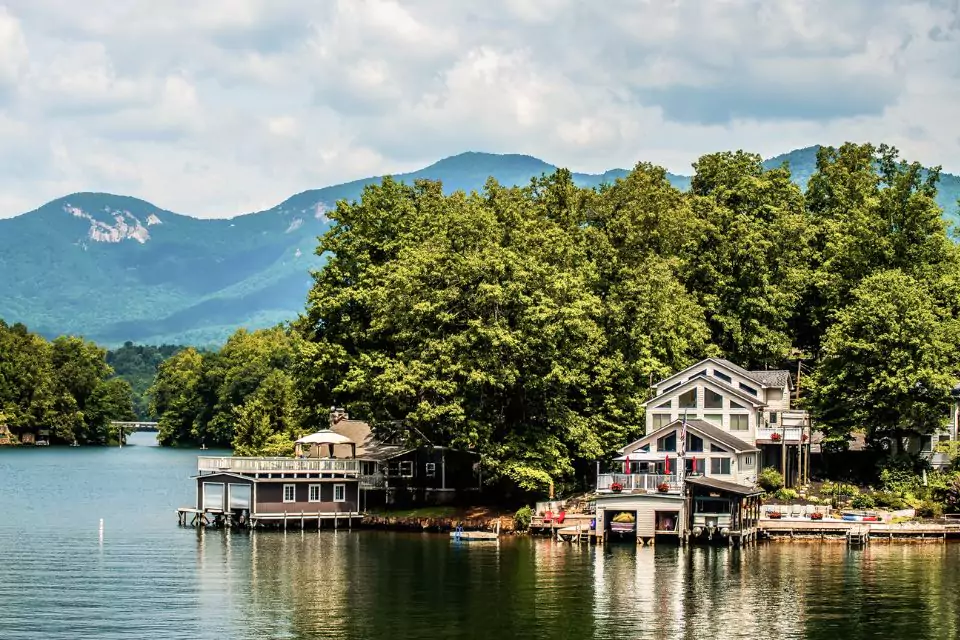 lake lure rentals