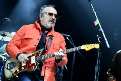 elvis costello tour