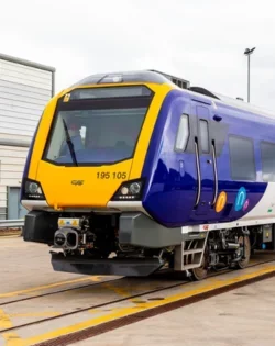 _From Liverpool Lime Street to Manchester Victoria (1)