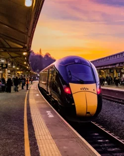 GWR-Train-Tours-from-London-Dere