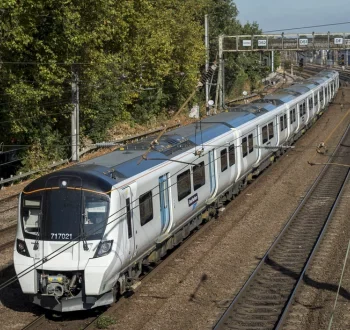 London Euston - Bath Spa Station