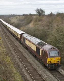 London Victoria — Bath Spa Station (2)