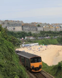 St_Ives_-_FGW_150108_above_Porth